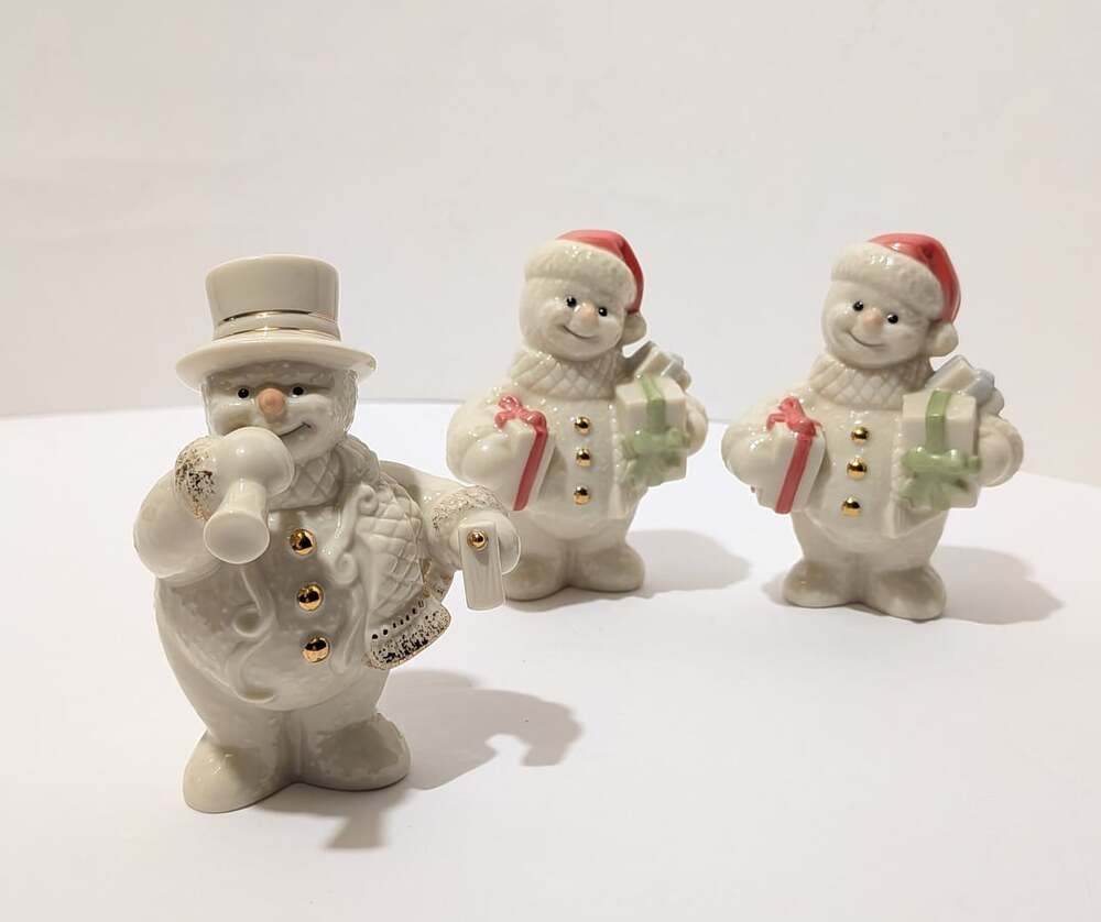 Lenox Porcelain Christmas Snowmen Figurines Set of 3 with Gifts and Horn Gold
